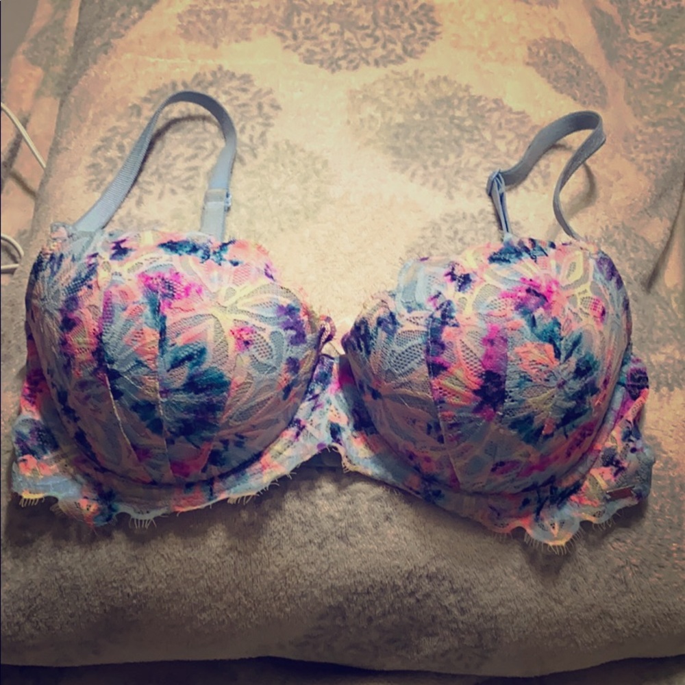 36 D Date push-up bra PINK VS